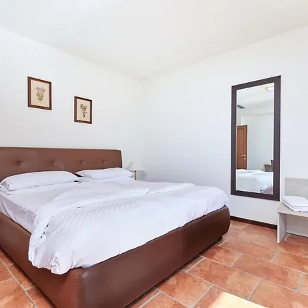 فندق Maximilian 4*
